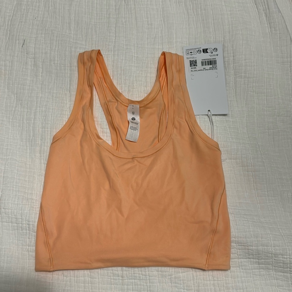 NULU SCOOP NECK CROPPED TANK TOP